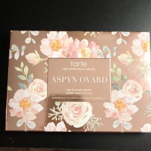 Aspyn ovard palette